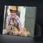 Forever Friends Custom Foto Liebe Herz Typografie Fotoplatte<br><div class="desc">Süßes Foto mit eigenem Foto. Ein wunderschönes Foto mit Texteüberlagerung, die in Handschrift "ewig Freunde" und mit einem niedlichen Liebe-Herz verknüpft ist. Die Fotovorlage ist für Sie Set, um Ihr Foto hinzuzufügen - das Landschaftsformat wird am einfachsten zu bearbeiten sein. Bitte stöbern Sie in meinem Shop für weitere Foto-Geschenke für...</div>