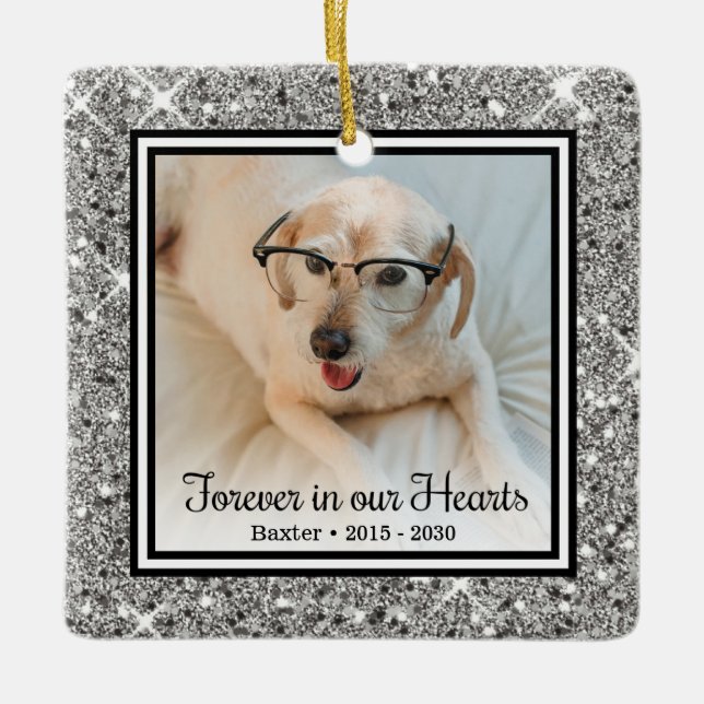 Forever In Our Hearts Silver Glitter Dog Memorial Keramikornament (Vorderseite)