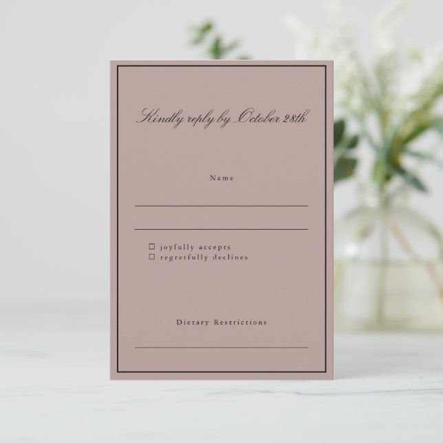 Formal Classic Border Script Elegante Wedding Mauv RSVP Karte (Stehend Vorderseite)
