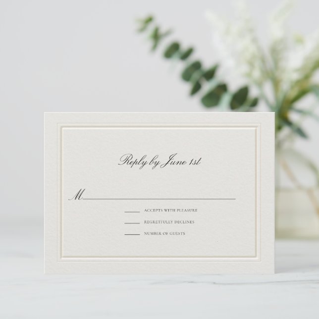 Formal Modern Classic Elevated Ecru Sm Wedding RSVP Karte (Stehend Vorderseite)