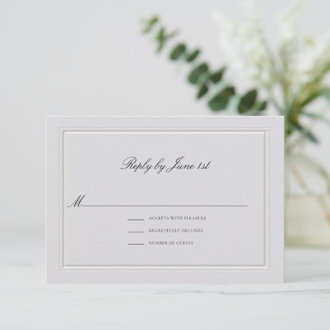 Formal Modern Classic Elevated Ivory Sm Wedding RSVP Karte (Stehend Vorderseite)