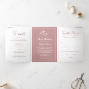 Formales Hochzeitsmonogramm Elegantes Staubrosé Dreifach Gefaltete Einladung