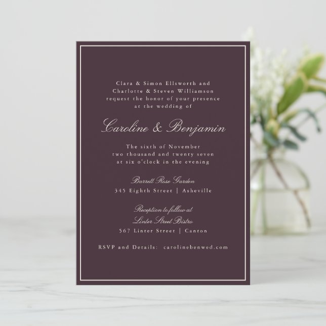Formales klassisches Border-Script-Plum-Hochzeitsw Einladung (Stehend Vorderseite)