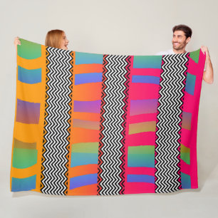 Formen und Zickzack Fleecedecke