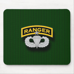Förstervorsprung und älteres Parachutist-Abzeich Mousepad