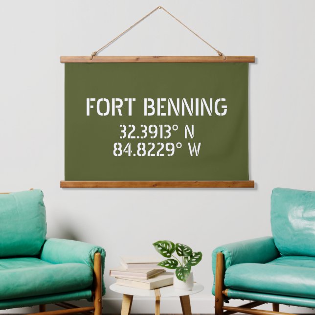 Fort Benning Latitude Longitude Wandteppich Mit Holzrahmen (Wohnzimmer)