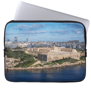 Fort Manoel und Sliema aus Valletta, Malta Laptopschutzhülle
