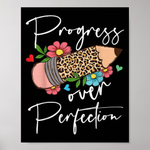 Fortschritt vor Perfektion Leopard Bleistift Motiv Poster