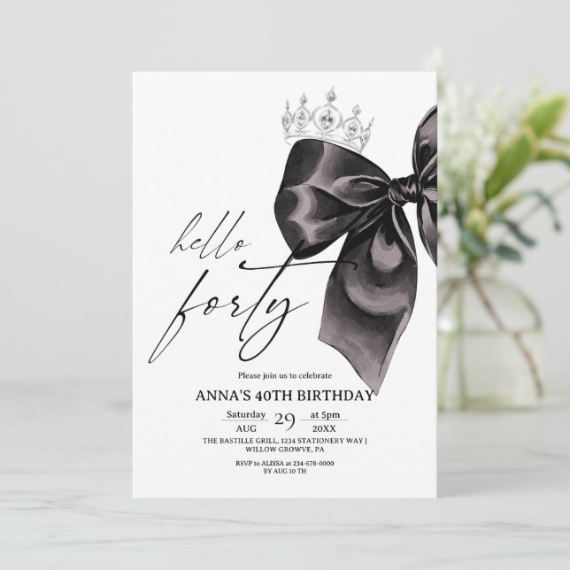 Forty Black Bow 40th Birthday Invitation Einladung (Stehend Vorderseite)