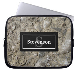 Fossile Kalkstein mit Name und Monogramm Laptopschutzhülle