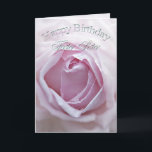 Foster Sister, Geburtstagskarte mit rosa Rosa Karte<br><div class="desc">Ein zartes,  blassrosa Rosa erhob sich nah auf. Eine wunderschöne Geburtstagskarte,  die Sie anpassen können,  um Ihre eigenen Gefühle zu vermitteln.</div>