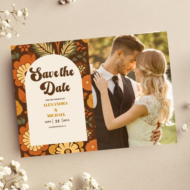 Foto Arch Moderne Retro 70er Floral Wedding Save The Date (Von Creator hochgeladen)