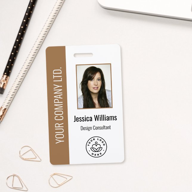 Foto, Bar, Logo, Name braun Ausweis (Von Creator hochgeladen)