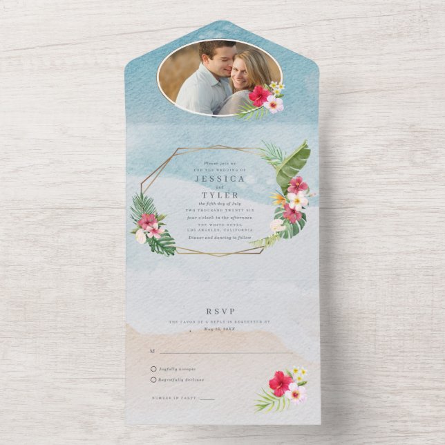 Foto Beach Hochzeit mit tropischer Blume All In One Einladung (Innen Boden)
