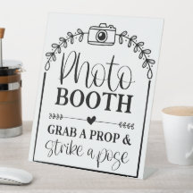 Foto Booth schnappen einen Prop & Strip eine Pose