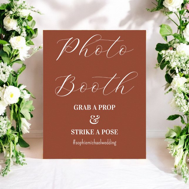 Foto Booth Terracotta Brown Wedding Poster (Von Creator hochgeladen)