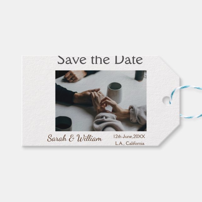 Foto Classic White elegante Typografy Hochzeit Mod Geschenkanhänger (Vorderseite (Horizontal))