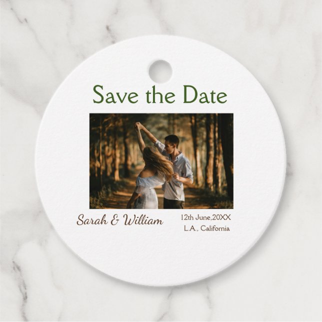 Foto Classic White elegante Typografy Hochzeit Mod Geschenkanhänger (Vorderseite)