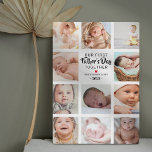 Foto Collage Plaque zum ersten Vatertag Fotoplatte<br><div class="desc">Personalisierte Vaterbild-Gedenktafel mit 11 Fotos für Sie,  um sich zu ändern,  das niedliche Sprichwort "unsere ersten Väter Tag zusammen",  ein rotes Herz,  Namen und das Jahr.</div>