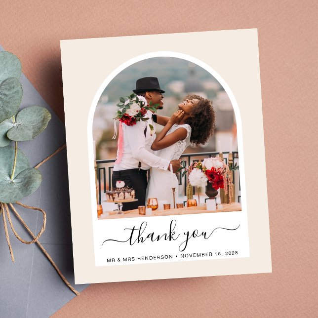 Foto Creme Wedding mit Budget Dankeschön Karte (Celebrate your love story with a thank you card showcasing your photo in an elegant arch frame)