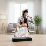 Foto Cutout Skulptur Freistehende Fotoskulptur<br><div class="desc">Mit unserer Foto Cutout Skulptur können Sie Ihre hochgeschätzten Erinnerungen auf neue Höhen heben. Es ist eine wirklich einzigartige und faszinierende Art, Ihre Lieben zu präsentieren und einen bleibenden Eindruck zu hinterlassen. Erstellen Sie mit einem der verfügbaren kostenlosen Tools zur Entfernung des Hintergrunds einfach einen sauberen Ausschnitt Ihres Fotos. Sobald...</div>