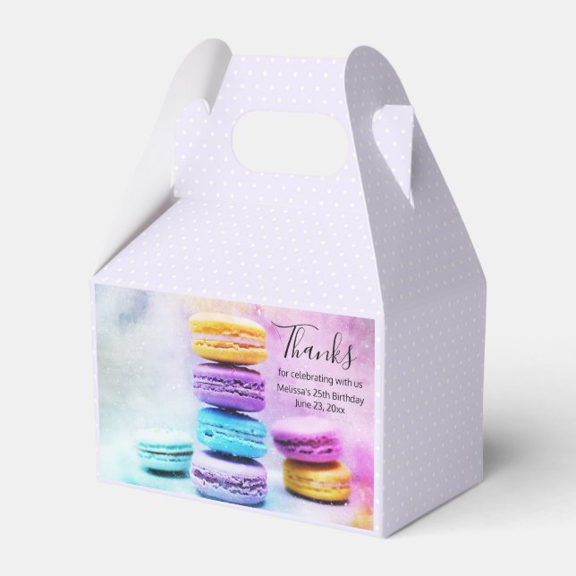Foto der farbenfrohen, köstlichen Macarons Geschenkschachtel (Vorderseite)