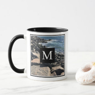 Foto der Meereswellen und Felsen Urschwarz Tasse