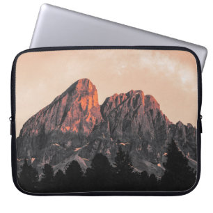 FOTO DER ROCKFORMATION MIT GERINGEM WINKEL LAPTOPSCHUTZHÜLLE