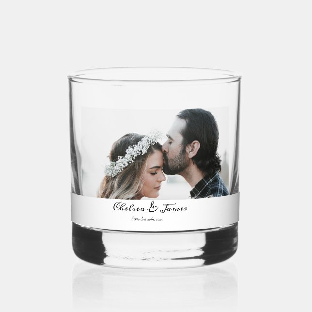 Foto Elegant Calligraphy Wedding Party Whiskyglas (Vorderseite)