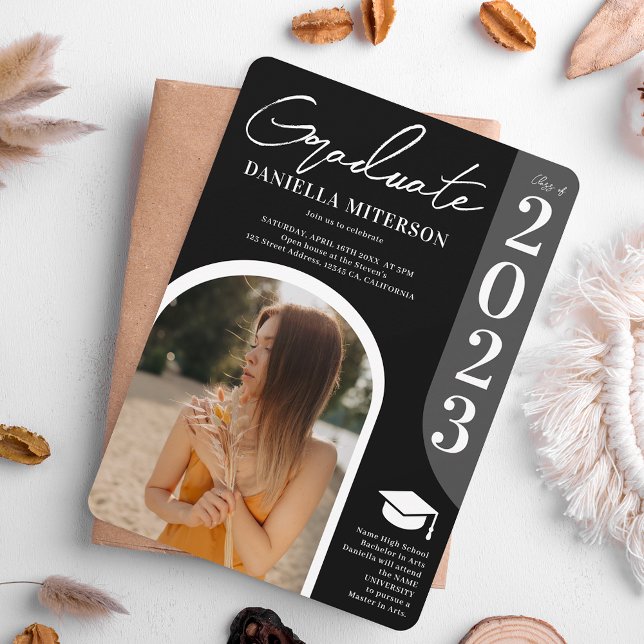 Foto fett 2023 schwarzer Abschluss Einladung (Von Creator hochgeladen)