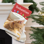 Foto für benutzerdefinierte Chat-Namen Kleiner Weihnachtsstrumpf<br><div class="desc">Deine Katze wird diesen lustigen WeihnachtsStrumpf personalisiert für sie Liebe. Der Strumpf zeigt Ihre Haustiere personalisieren Namen mit den Worten "Santa Leckereien" mit Weihnachtsbeleuchtung Dekoration. Niedlich und festlich und reichlich Platz für Katzenjungfrauen . . . ein Weihnachtsfest, der für viele Jahre geschätzt wird. E-Mail an JMR._Designs@yahoo.com , wenn Sie Hilfe...</div>
