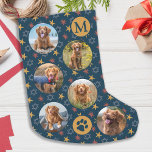 Foto für Hunde Vintages Retro-Sternenmuster Kleiner Weihnachtsstrumpf<br><div class="desc">Dekorieren Sie Ihre Zuhause und verwöhnen Sie Ihr Lieblingstier mit diesem niedlichen Haustier Foto Collage und monogramm Weihnachtsfeier Strumpf in einem blauen Schneeflockhintergrund. 12 Fotos, 6 auf jeder Seite, für alle Ihre Jahre Lieblings-Fotos und Erinnerungen. Sie können ein Foto machen, um jeden Monat des Jahres zu feiern, oder nur Ihre...</div>