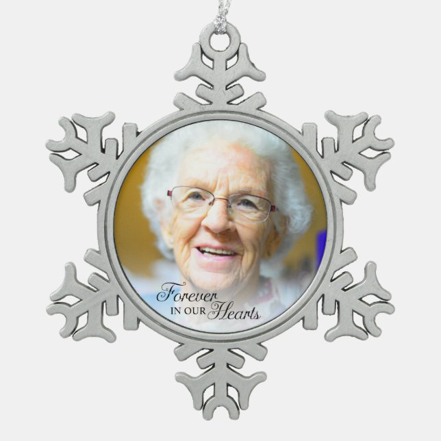 Foto für immer in unserem Herzen Großmutter Schneeflocken Zinn-Ornament (Vorderseite)