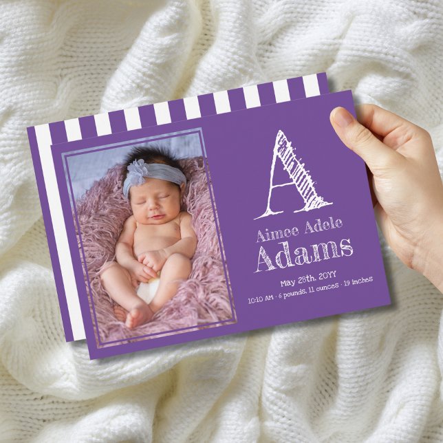 Foto für moderne Lila Monogram-Geburtsstaten Ankündigung (Von Creator hochgeladen)