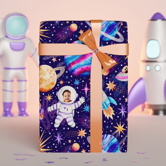 Foto für Raumflugkörper und Planeten Geschenkpapier (Astronaut Outer Space Rockets & Planets Photo Wrapping Paper)