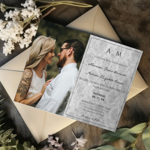 Foto Gray Damask Monogram Wedding Einladung
