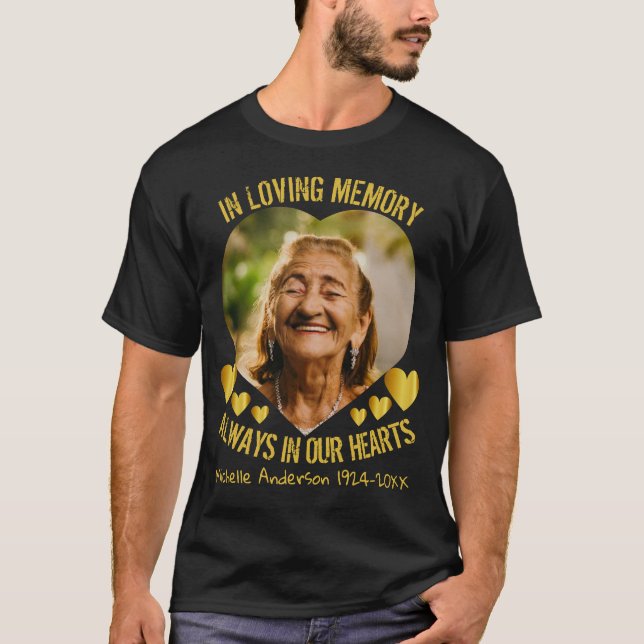 Foto in personalisierter Herzform und T - Shirt in (Vorderseite)