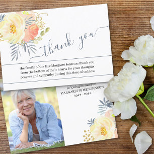 Foto mit pfirsichgelben Blumen und Schriftzug Trau Dankeskarte