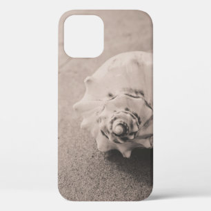 Foto mit weißer Muschel auf Sand Case-Mate iPhone Hülle