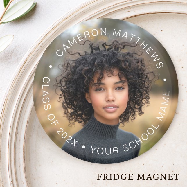 Foto mit weißer Textüberlagerung Abschluss Absolve Magnet (Photo white text overlay graduation grad magnet)