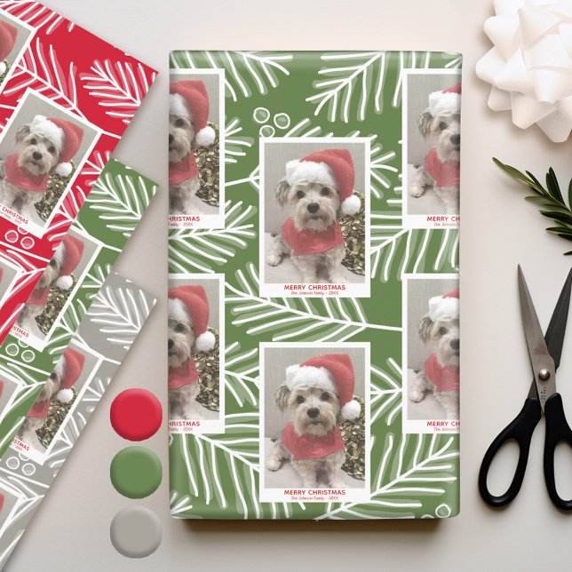 Foto mit Whimsical Branches Frohe Weihnachten Geschenkpapier Set (Personalized Photo Wrapping Paper)