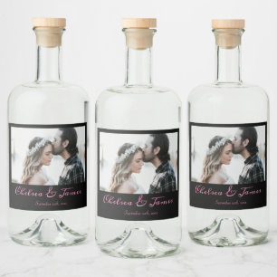 Foto Moderne Black Pink Kalligrafy Wedding Party Alkoholflaschenetikett