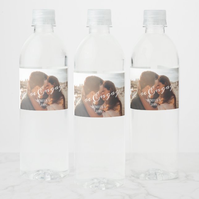 Foto Moderne kalligraphische Verlobung Hochzeit (Flaschen)