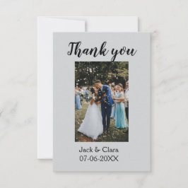 Foto Moderne, schlichte Hochzeit danke