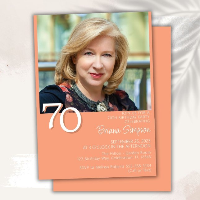 Foto Moderner Minimalistischer Pfirsich 70. Geburt Einladung (Von Creator hochgeladen)