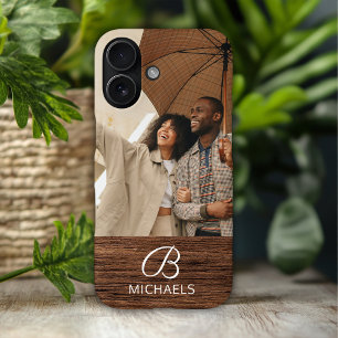 Foto-Monogramm Faux-Holzmaserung Familienname iPhone 16 Hülle