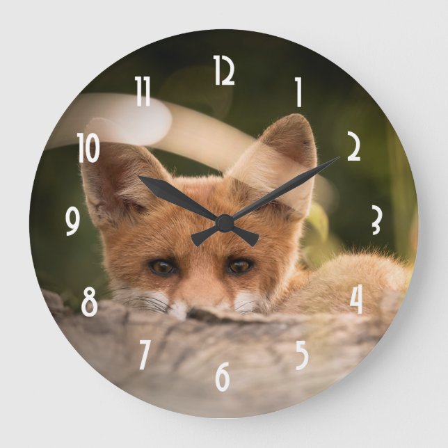 Foto of a Cute Little Orange Fox Große Wanduhr (Vorderseite)