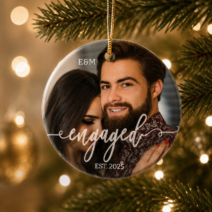 Foto-Overlay für verlobtes Paar mit weißem Text Keramik Ornament