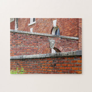 Foto "Red Brick Walls & Arches"