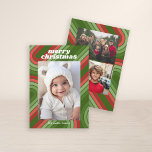 Foto Retro Stripes - Red Green Funky Feiertagskarte<br><div class="desc">Retro grün und rot in einem Line Art Bogen - Verwenden Sie ein vertikales Foto auf der Vorderseite und 2 Fotos auf der Rückseite. Machen Sie einen einzigartigen und trendigen Frohen Weihnachtsgrüßen mit einem trendigen Retro-Linienmuster auf der Rückseite. Wenn Sie etwas bewegen möchten, klicken Sie auf die Schaltfläche Anpassen, um...</div>